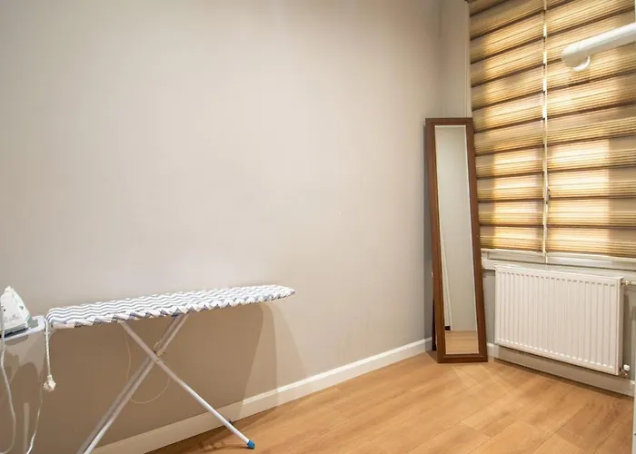 Modern 2br Flat 1min Walk To Taksim Square * Стамбул