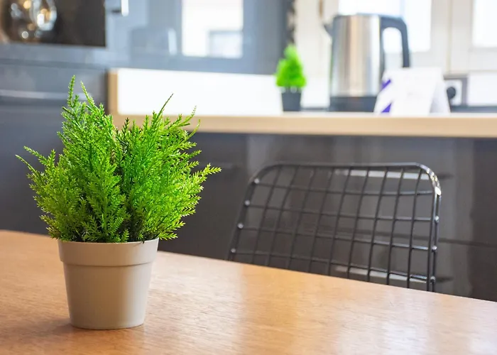 Modern 2br Flat 1min Walk To Taksim Square Апартаменты