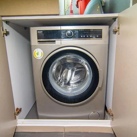 Appartamento Modern 2br Flat 1min Walk To Taksim Square *