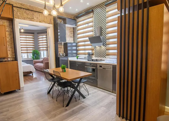 Modern 2br Flat 1min Walk To Taksim Square 아파트