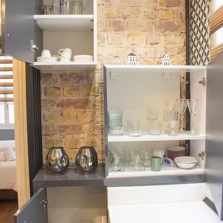 Apartamento Modern 2br Flat 1min Walk To Taksim Square