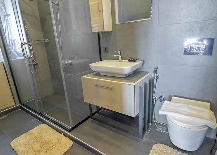 Apartamento Modern 2br Flat 1min Walk To Taksim Square